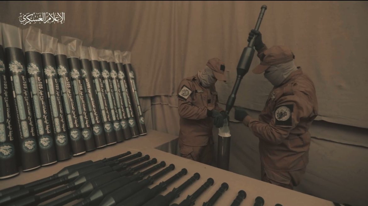 ماهي قذائف الياسين 105